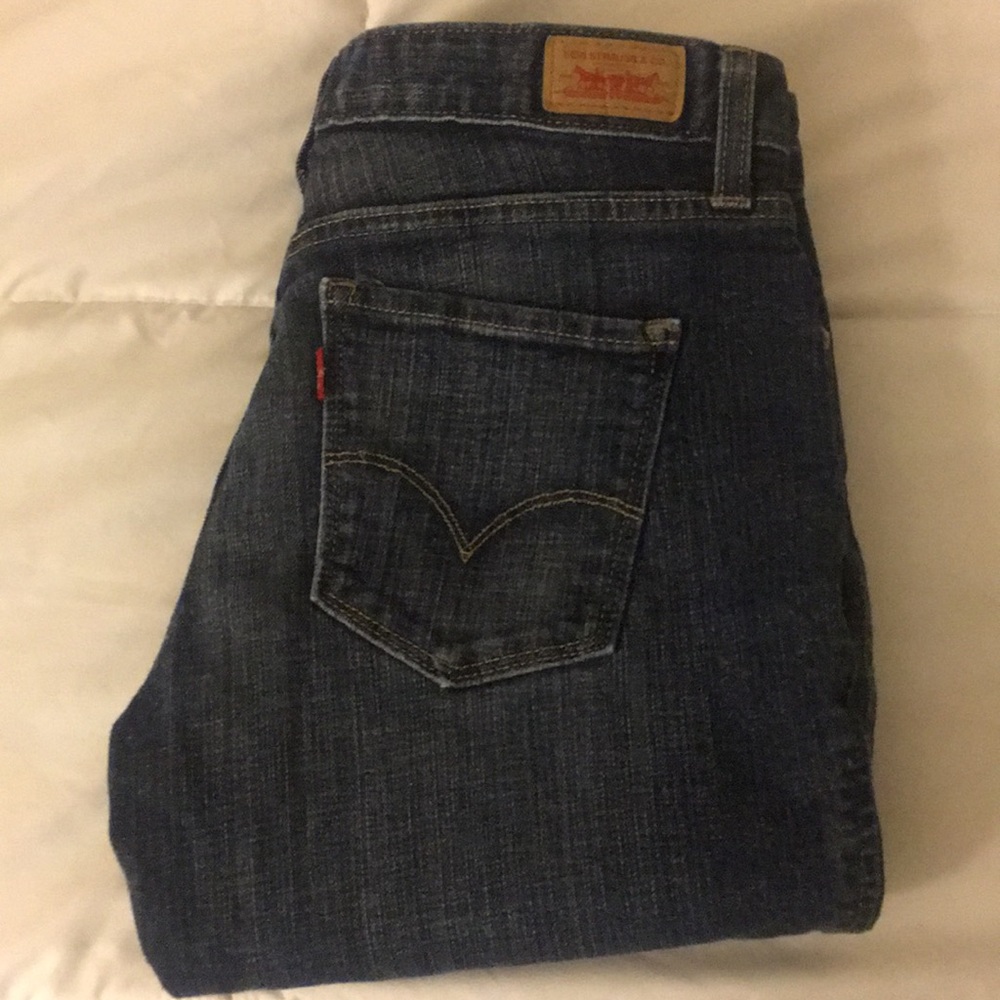 Levi’s straight leg jeans